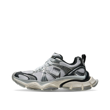 xVESSEL x SORAYAMA Mega Walker