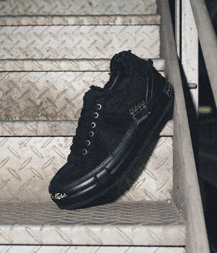 メルshops Guns N' Skull Highs by xVESSEL x Mastermind x roarguns – xVESSEL